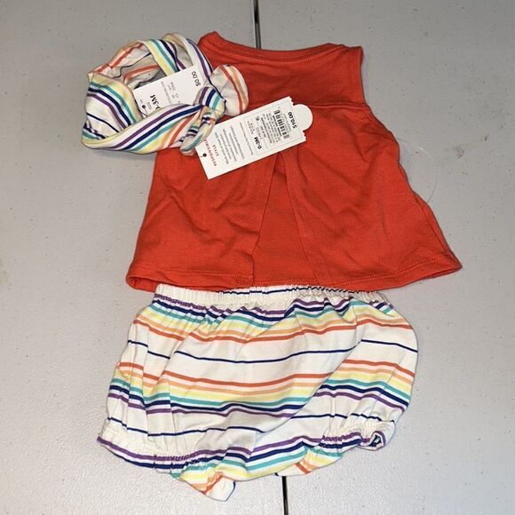 Nwt 0-3m cat and Jack pride outfit - Picture 2 of 2